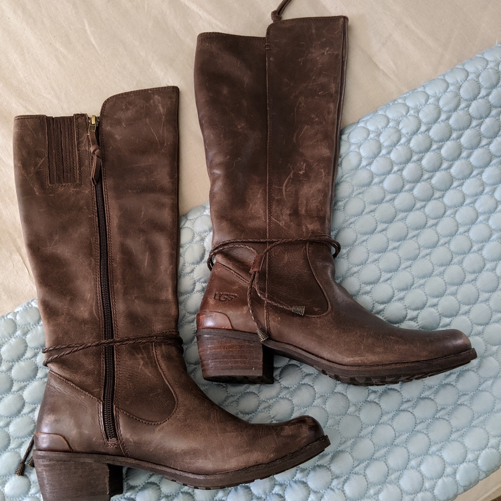 UGG tall leather Boots size 7